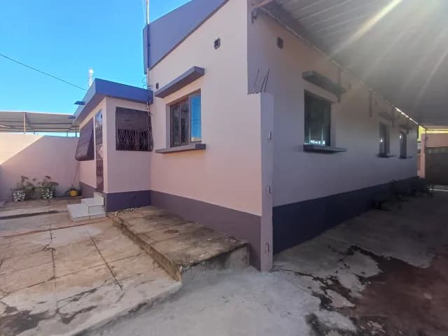Moradia T3, Laulane - Maputo Cidade