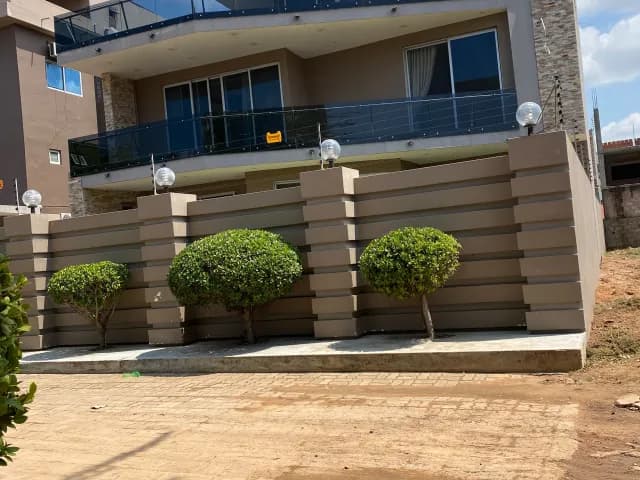 Moradia T4, Triunfo - Maputo Cidade