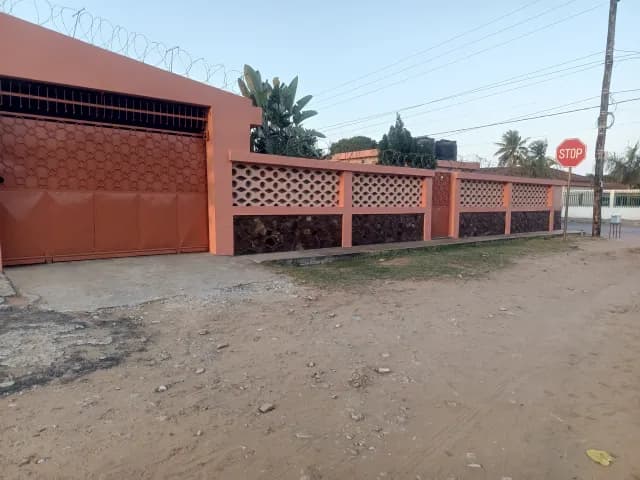 Moradia T3, Laulane - Maputo Cidade